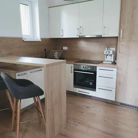 Phoenix Apartment Stola